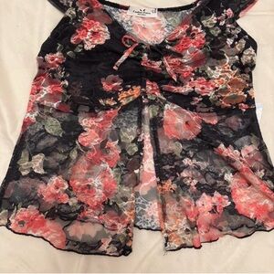 Chic Floral Lace Blouse with Bow Detail